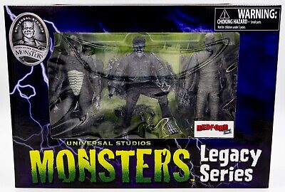 Universal Monsters Legacy Series Figures